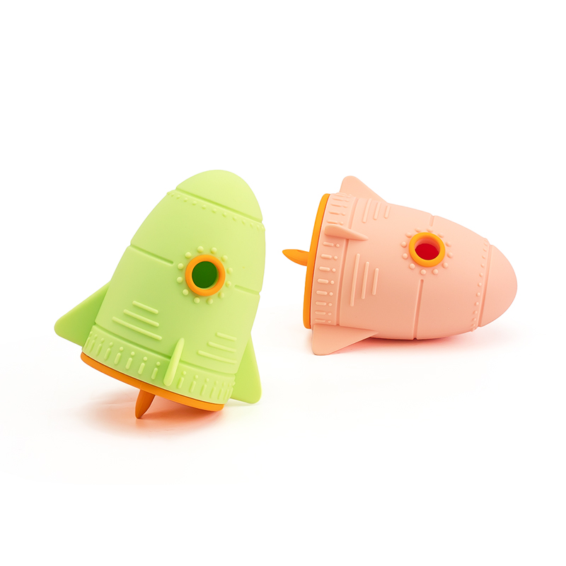 ペット漏れ玩具