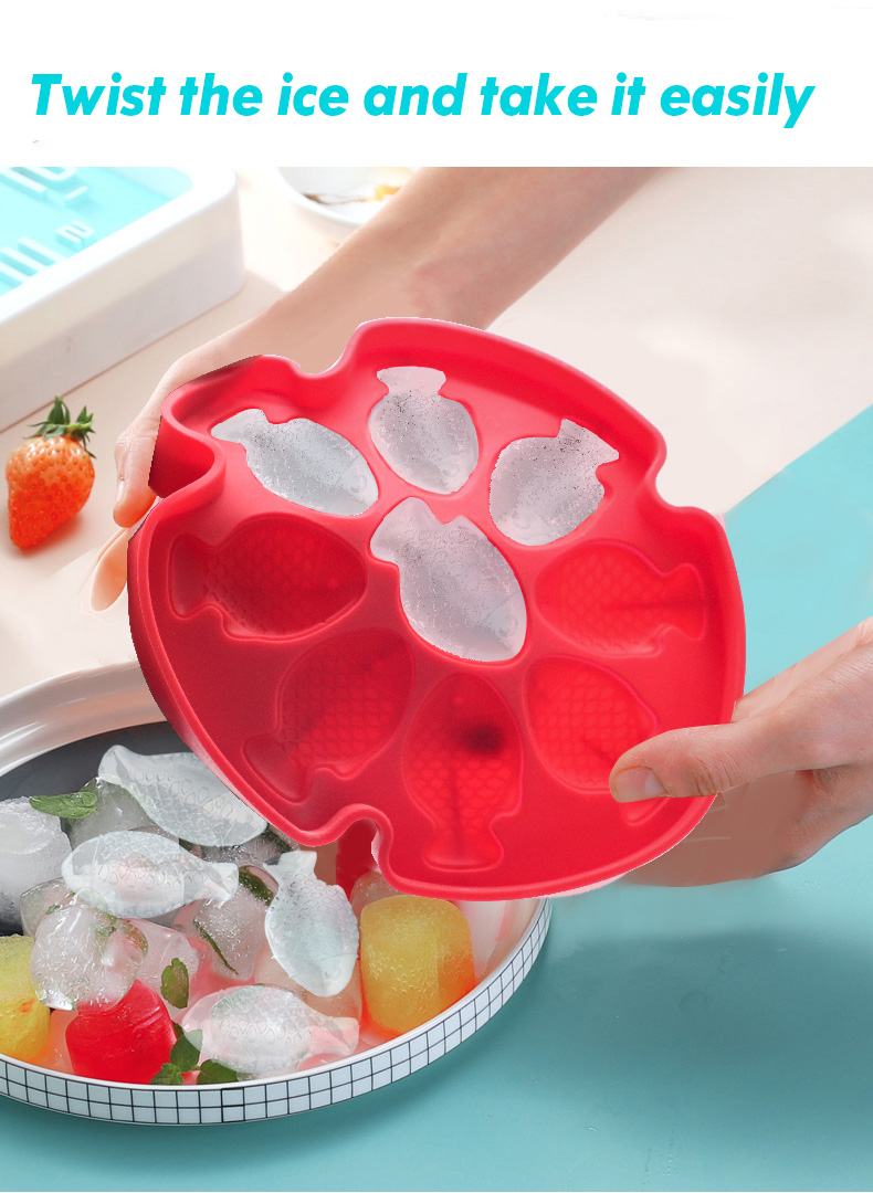 フィッシュキューブアイストレイ