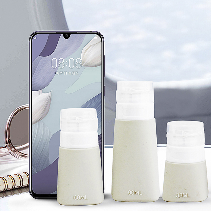 絞れるシリコンボトル