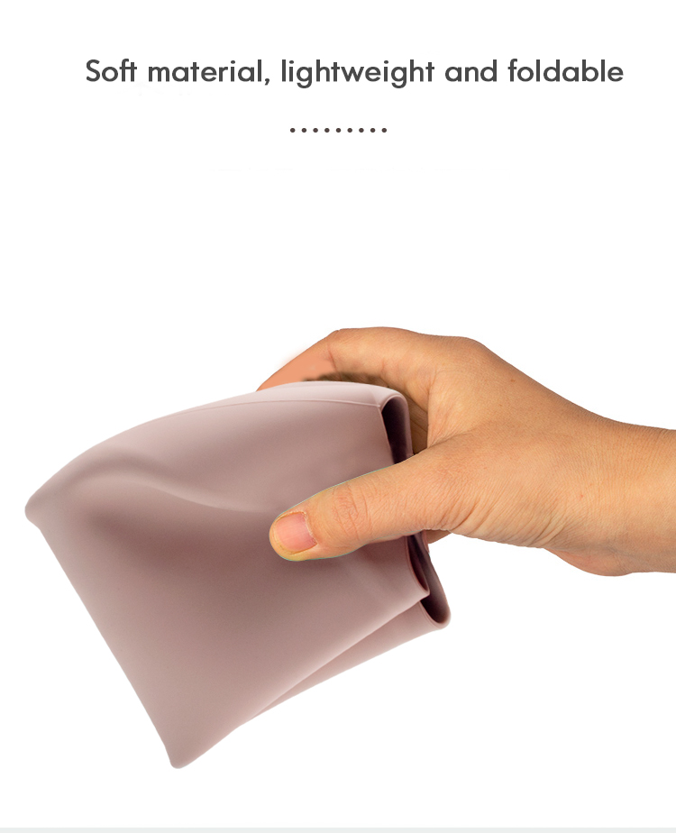 シリコンよだれかけ