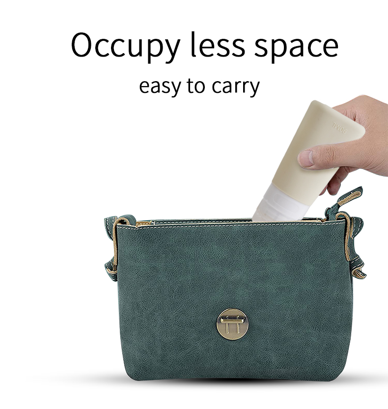 絞れるシリコンボトル