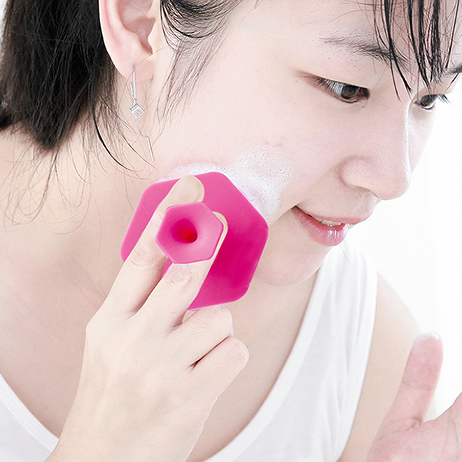 Silicone Scrubber for Face