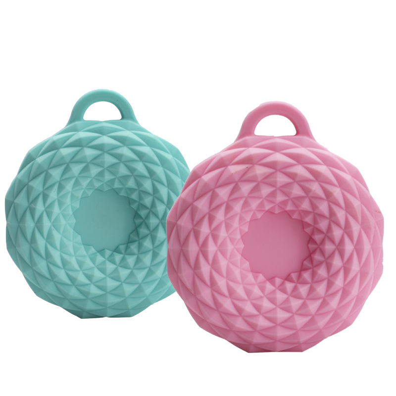 silicone hair scrubber