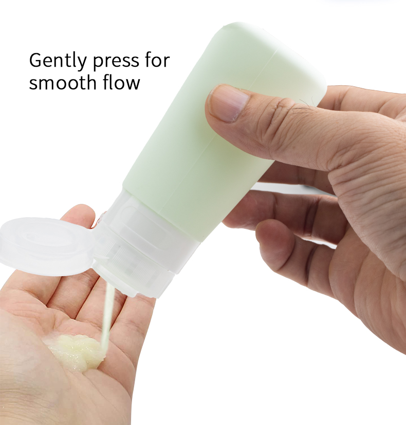 絞れるシリコンボトル