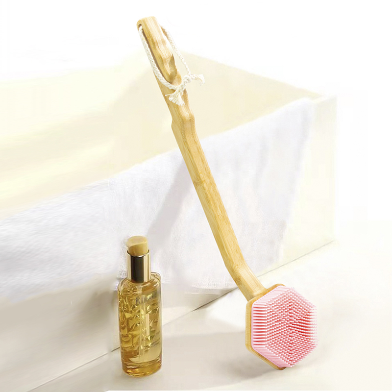 柄の長いシャワーブラシ